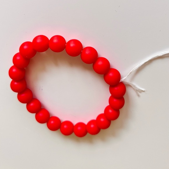 WATERPROOF SILICONE Red Rubber Beaded Stretchy Bracelet for Stacking 🔴🔴 NWT - Picture 11 of 16